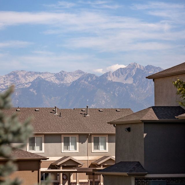 Boulder Canyon - Neibourhood Boulder Canyon - Neibourhood