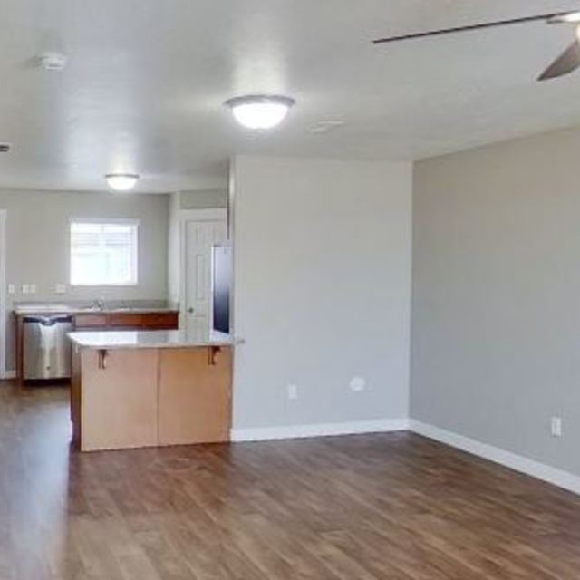 Boulder Canyon - Oak Tree (3Bed/2.5Bath Townhome)